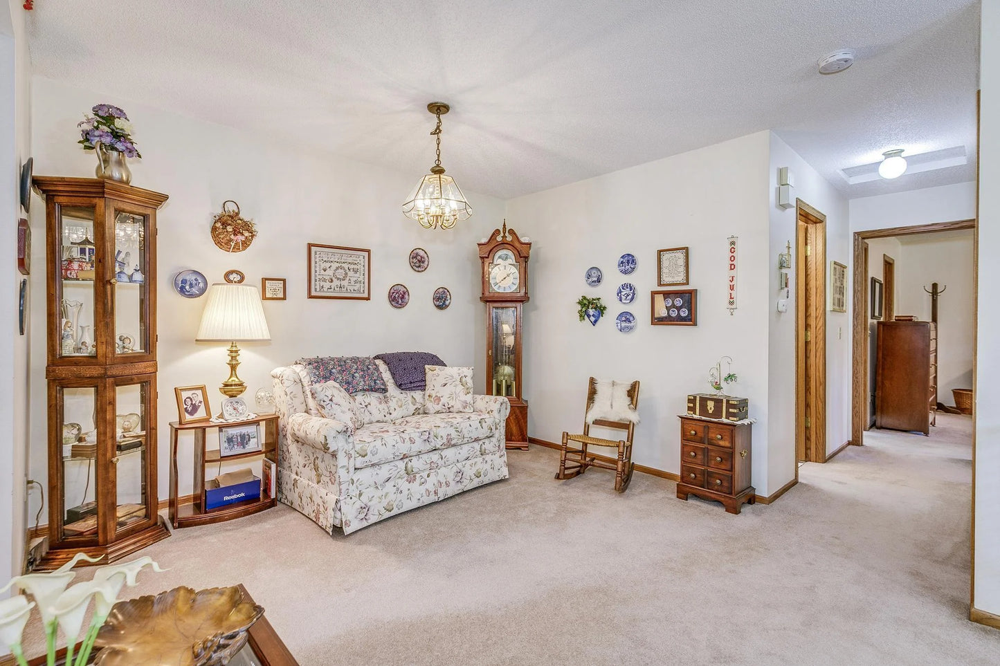 2556 Sumac Circle, White Bear Lake, MN 55110
