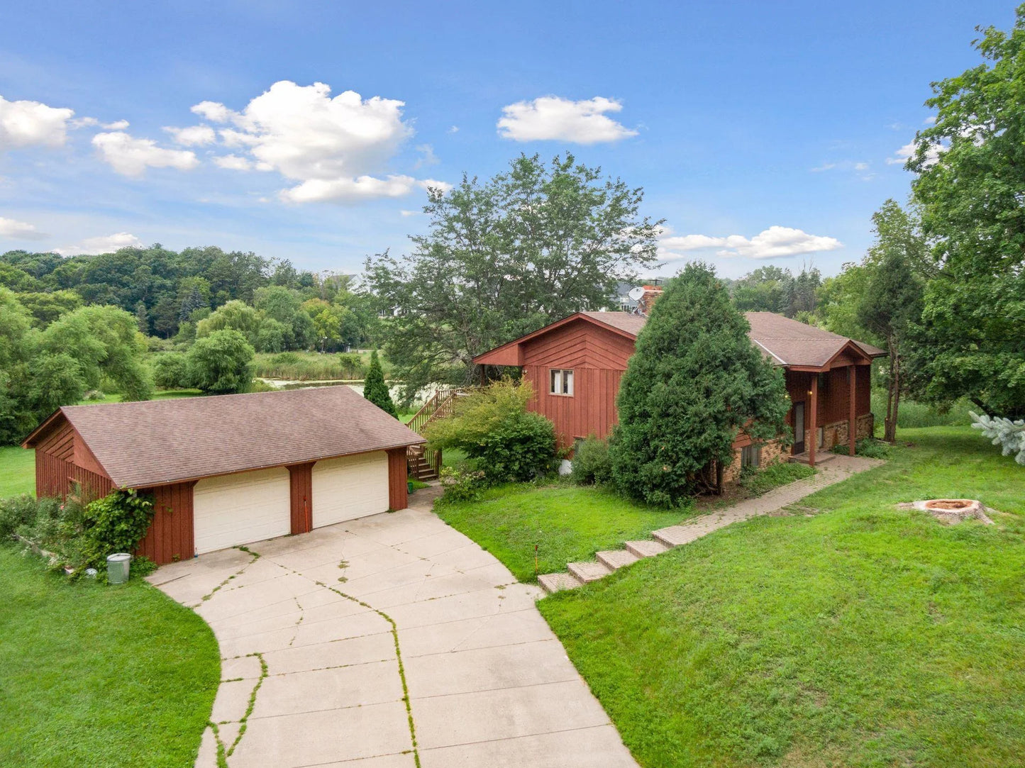 6225 Vicksburg Lane, Maple Grove, MN 55311