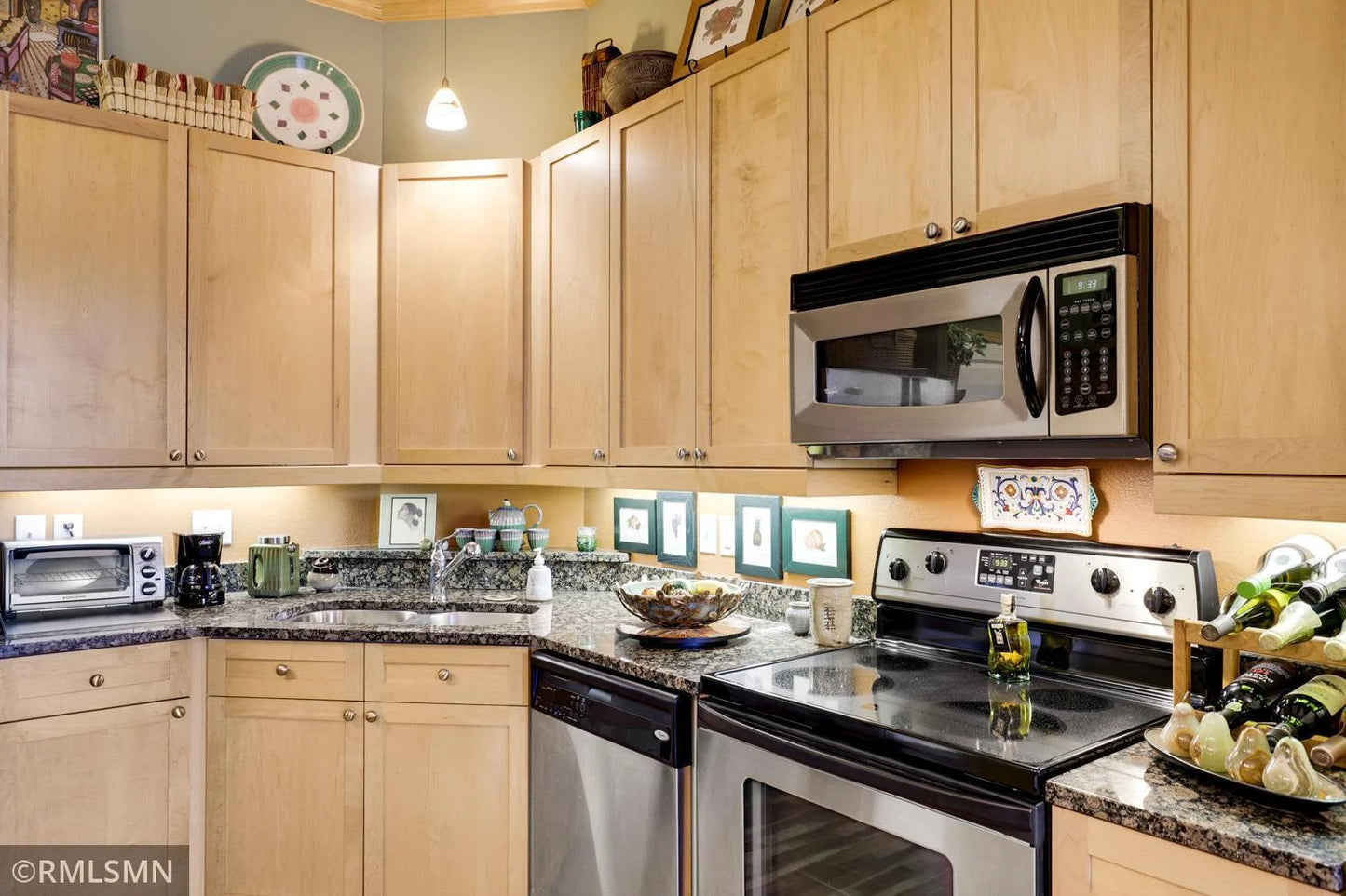 1800 Graham Avenue, Saint Paul, MN 55116
