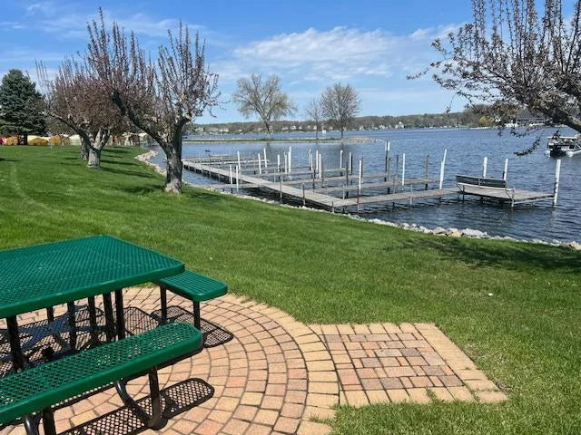 5410 Three Points Boulevard, Mound, MN 55364