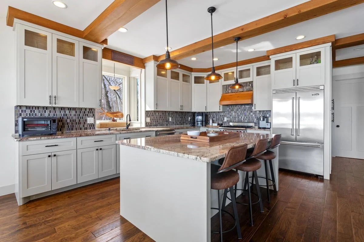 1880 Riviera Avenue, Lake Saint Croix Beach, MN 55043