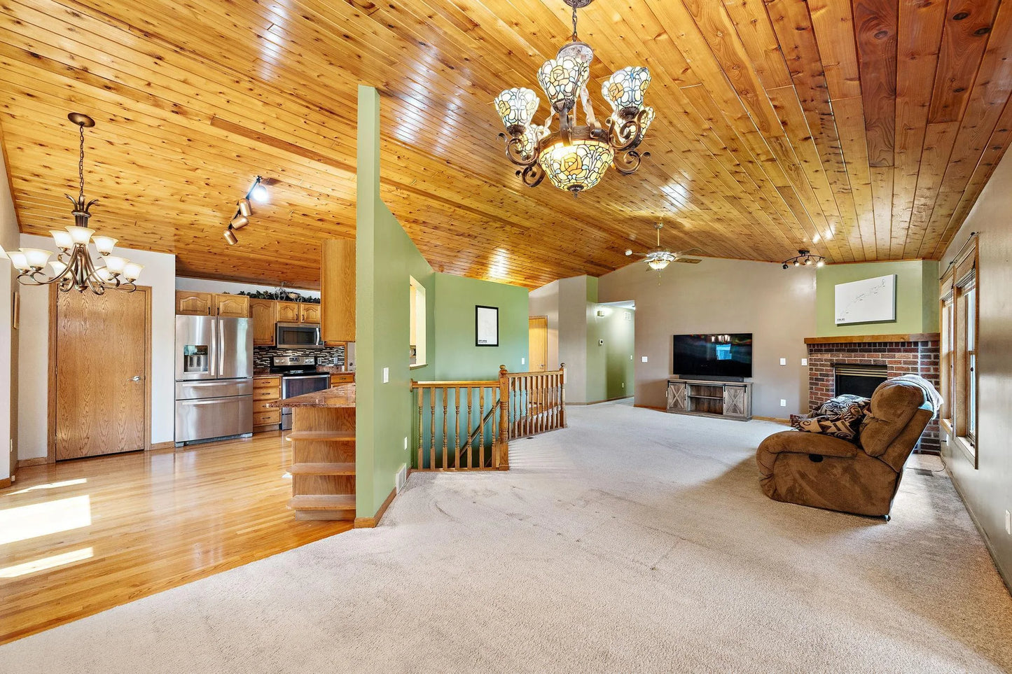 20604 Jasmine Path, Lakeville, MN 55044