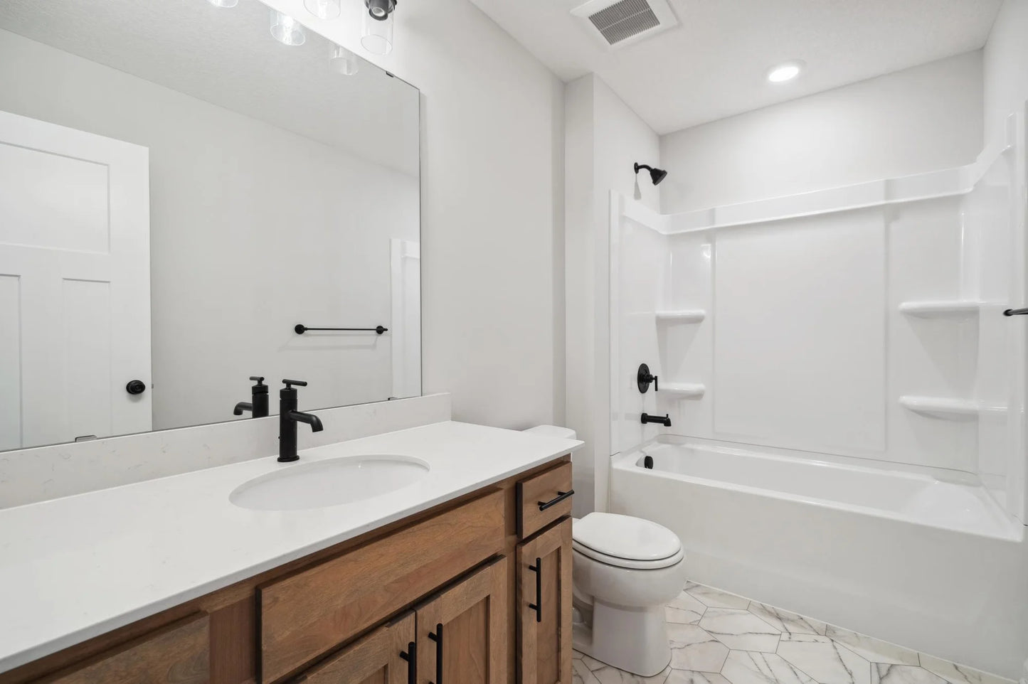 2735 Kenwood Avenue, Saint Michael, MN 55376