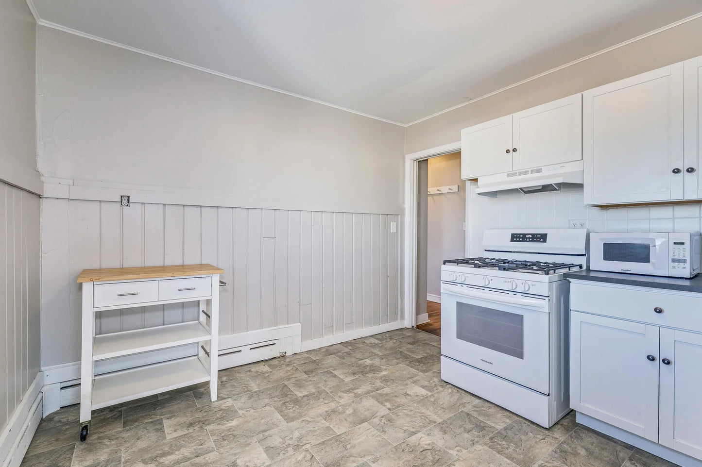 609 Dale Street, Saint Paul, MN 55103