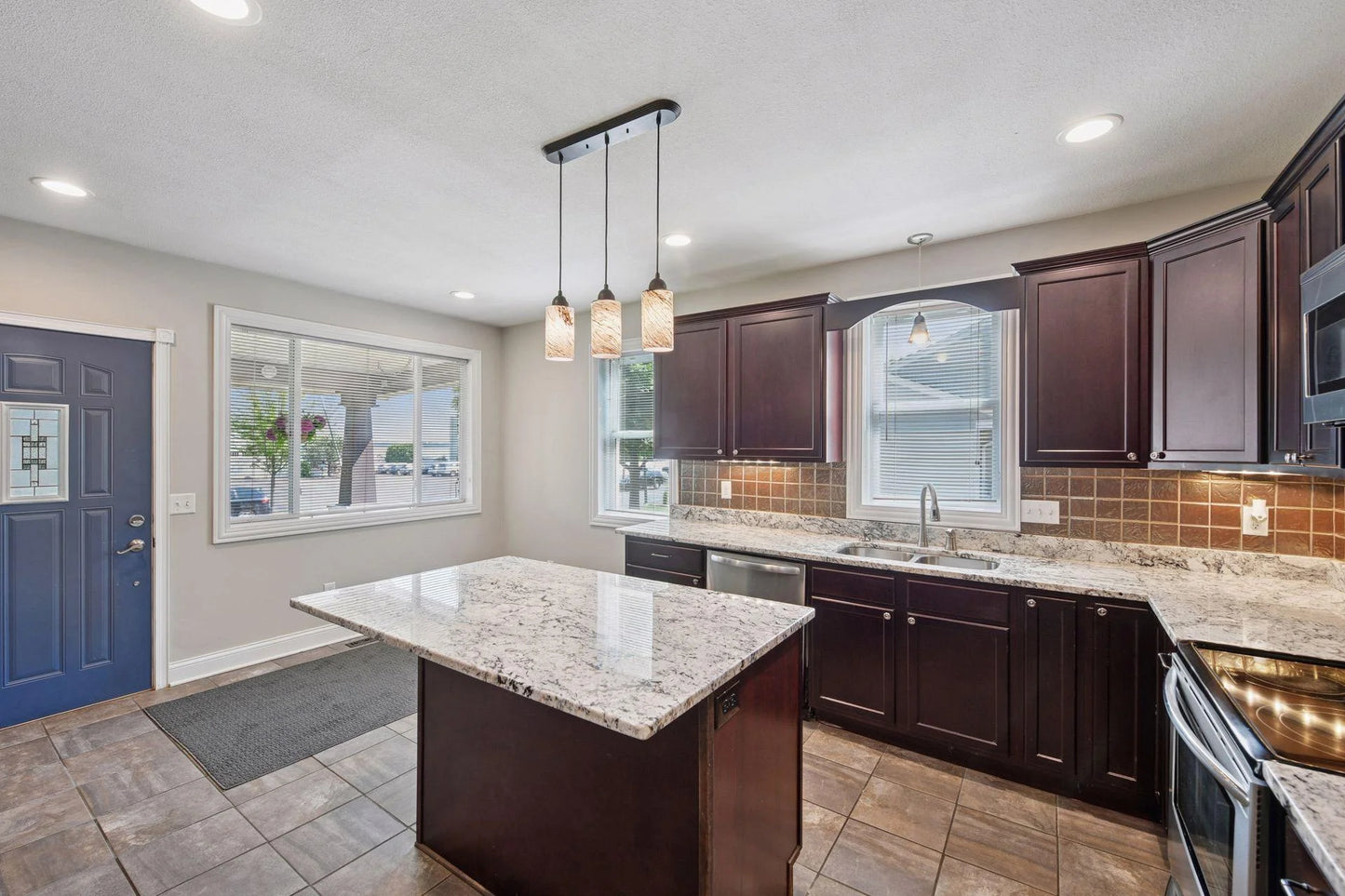 301 Lake Street, Waconia, MN 55387