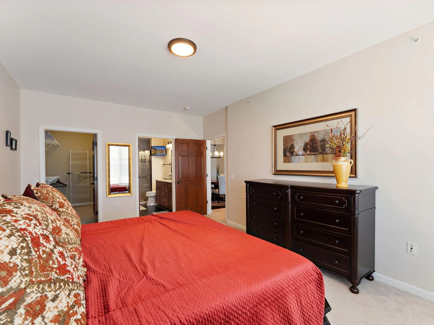5250 Grandview Square, Edina, MN 55436