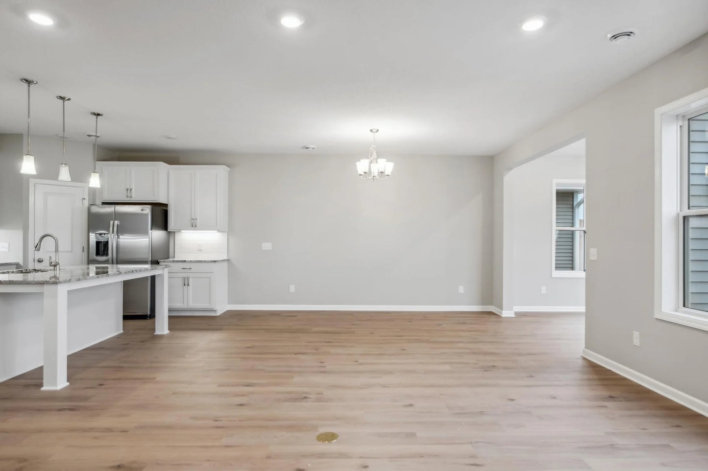 6102 158th Street, Hugo, MN 55038