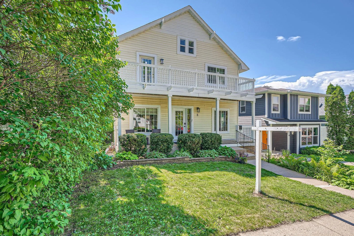 8 Queen Avenue, Minneapolis, MN 55405