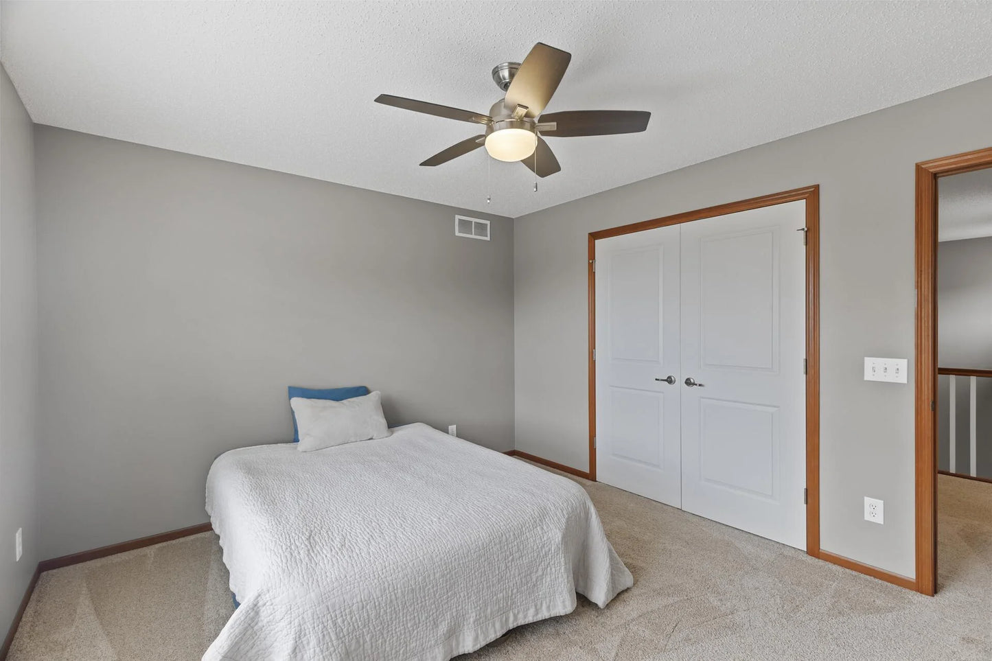 4231 Maple Hurst Drive, Rockford, MN 55373