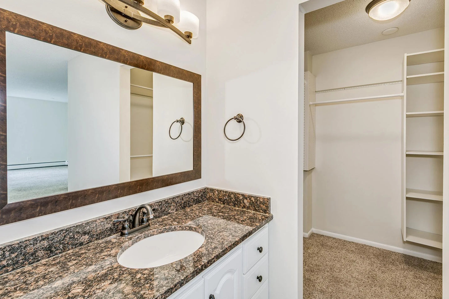 6105 Lincoln Drive, Edina, MN 55436