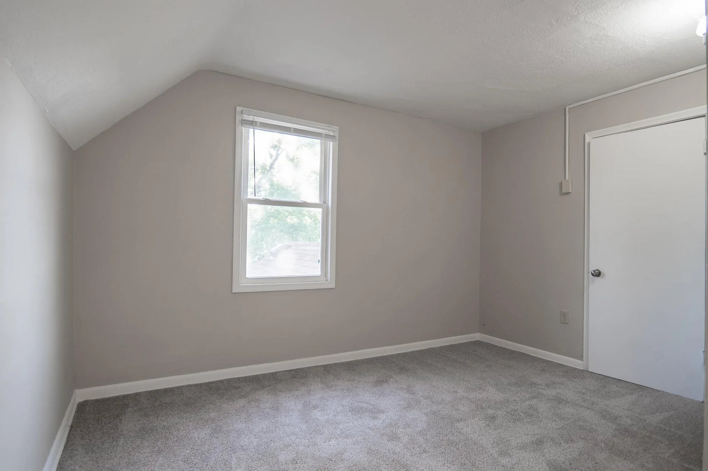608 7th Avenue, Hopkins, MN 55343