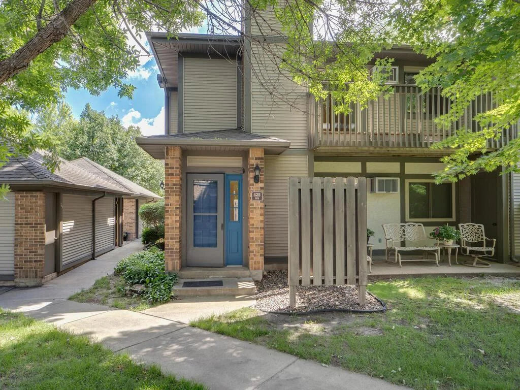425 Shelard Parkway, Saint Louis Park, MN 55426