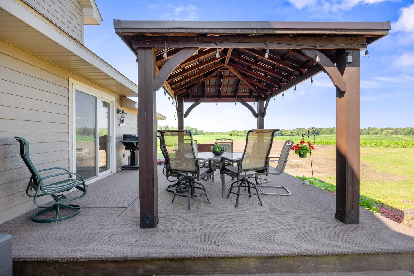 1630 Oxford Avenue, Delano, MN 55328