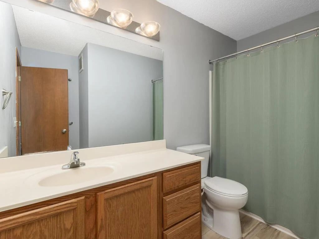 4892 Bluff Heights Trail, Prior Lake, MN 55372