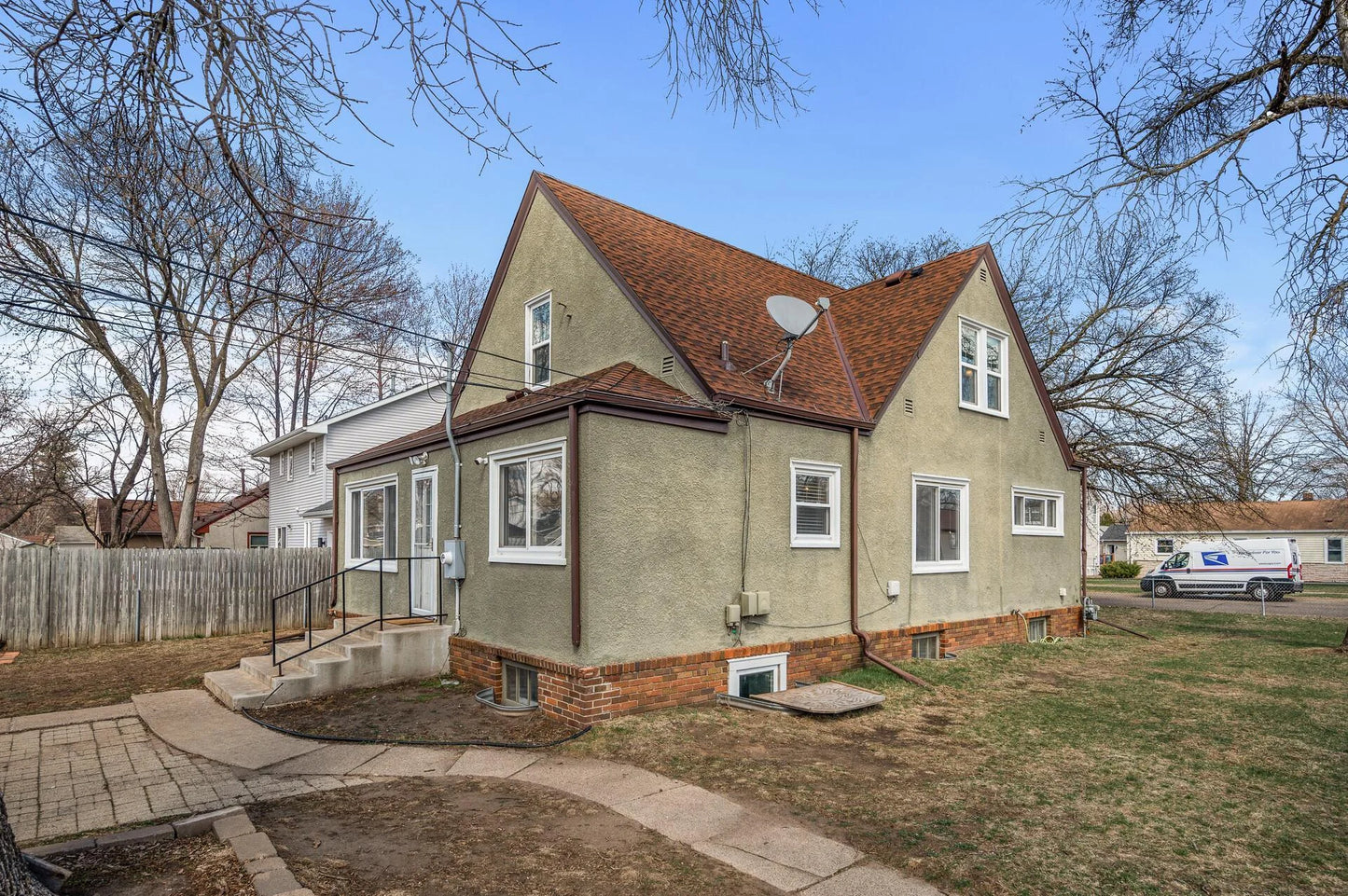4301 Zane Avenue, Crystal, MN 55422