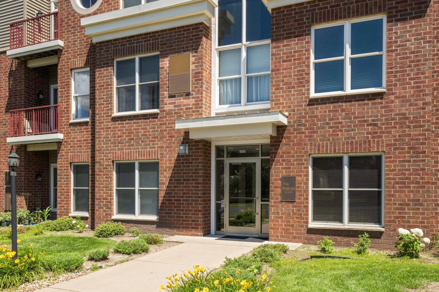 100 4th Avenue, South Saint Paul, MN 55075
