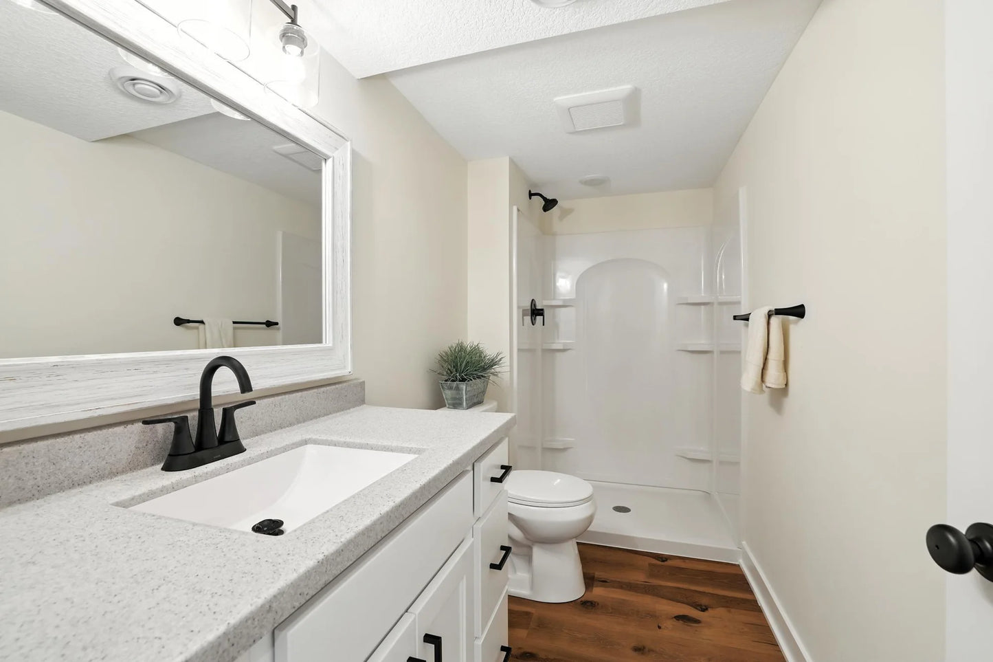 6162 Kalland Drive, Albertville, MN 55301