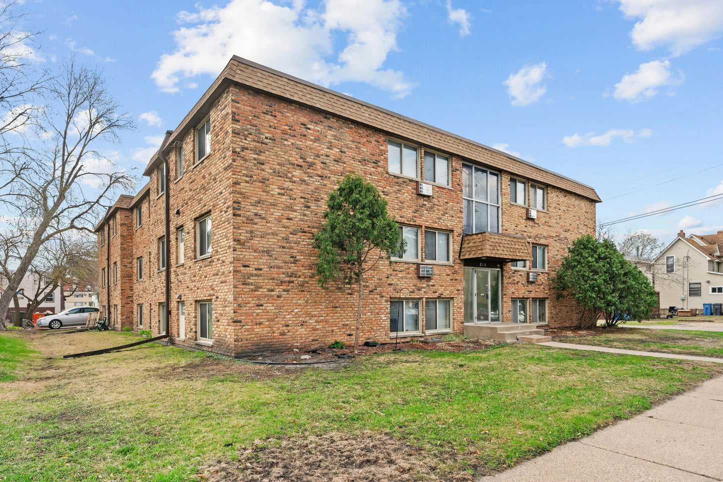 814 11th Avenue, Minneapolis, MN 55414