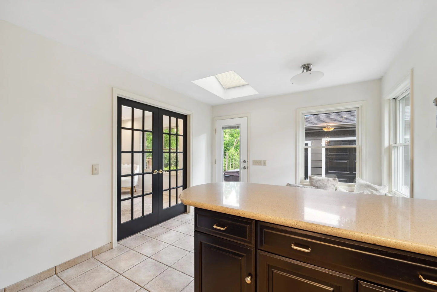 5913 Drew Avenue, Edina, MN 55410
