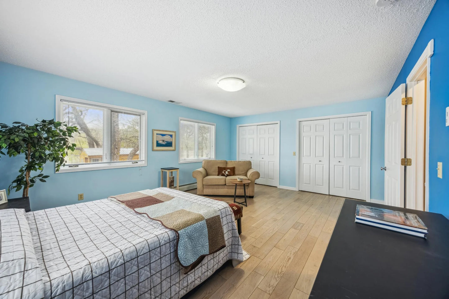 5427 Twin Lake Boulevard, Brooklyn Center, MN 55429