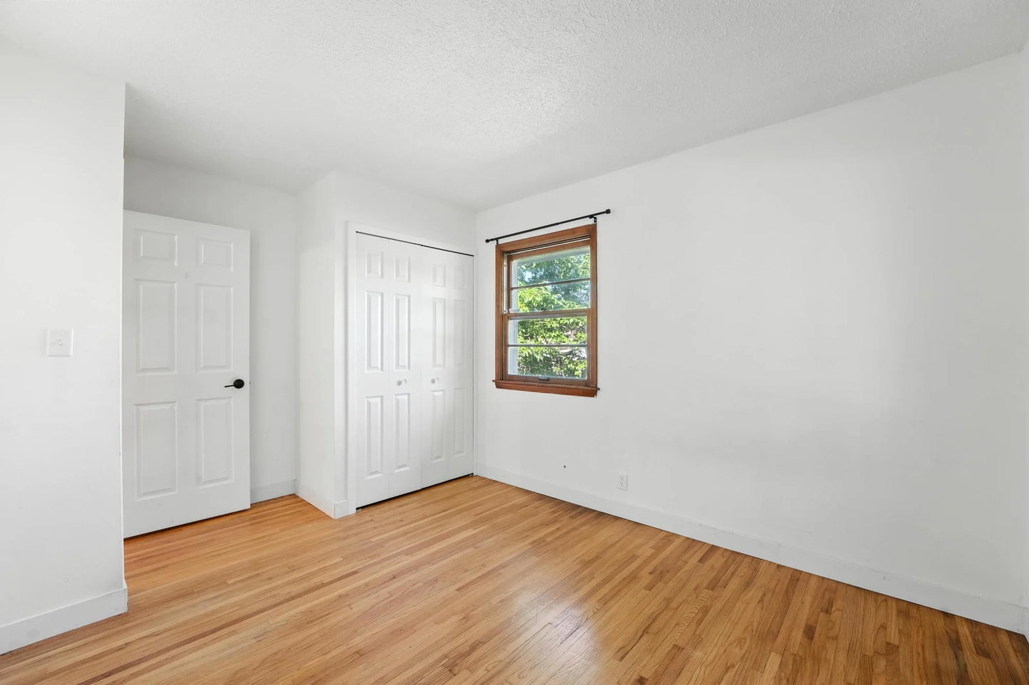 4533 85th Street, Bloomington, MN 55437