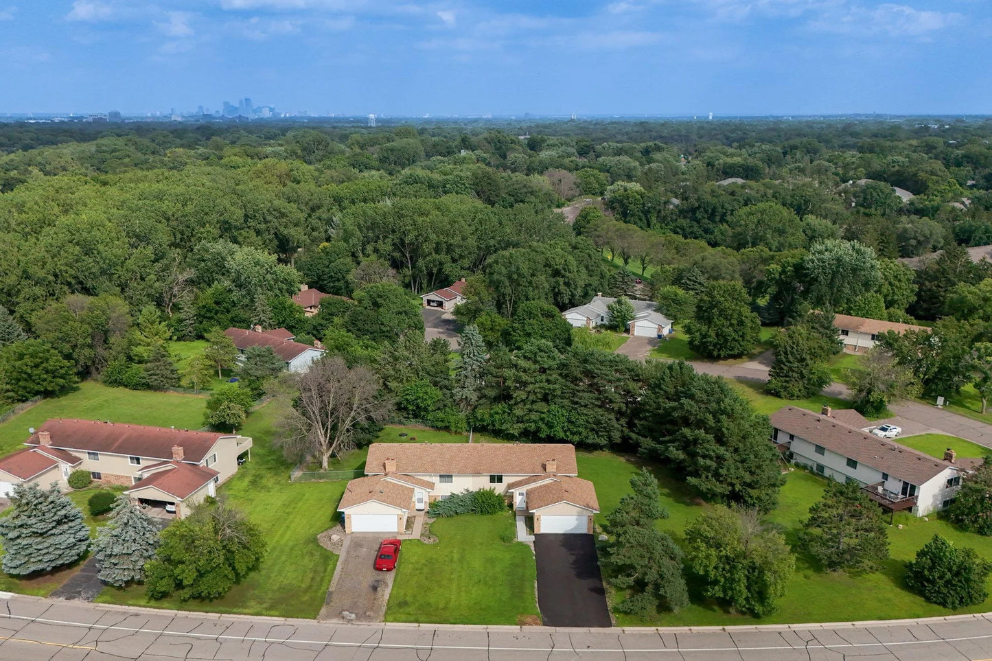 2515 Royals Drive, Minnetonka, MN 55305