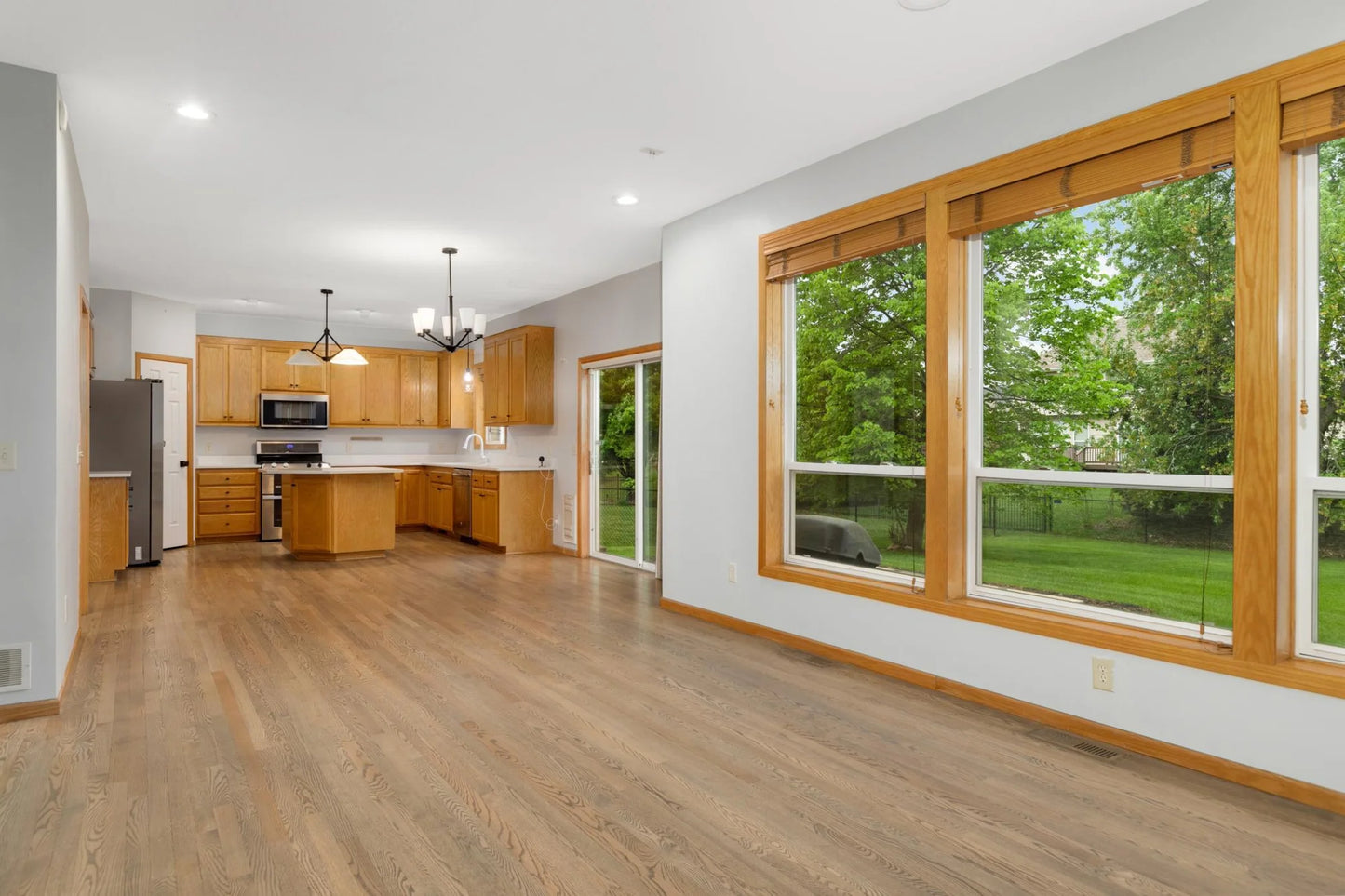 10935 Eagle View Place, Woodbury, MN 55129