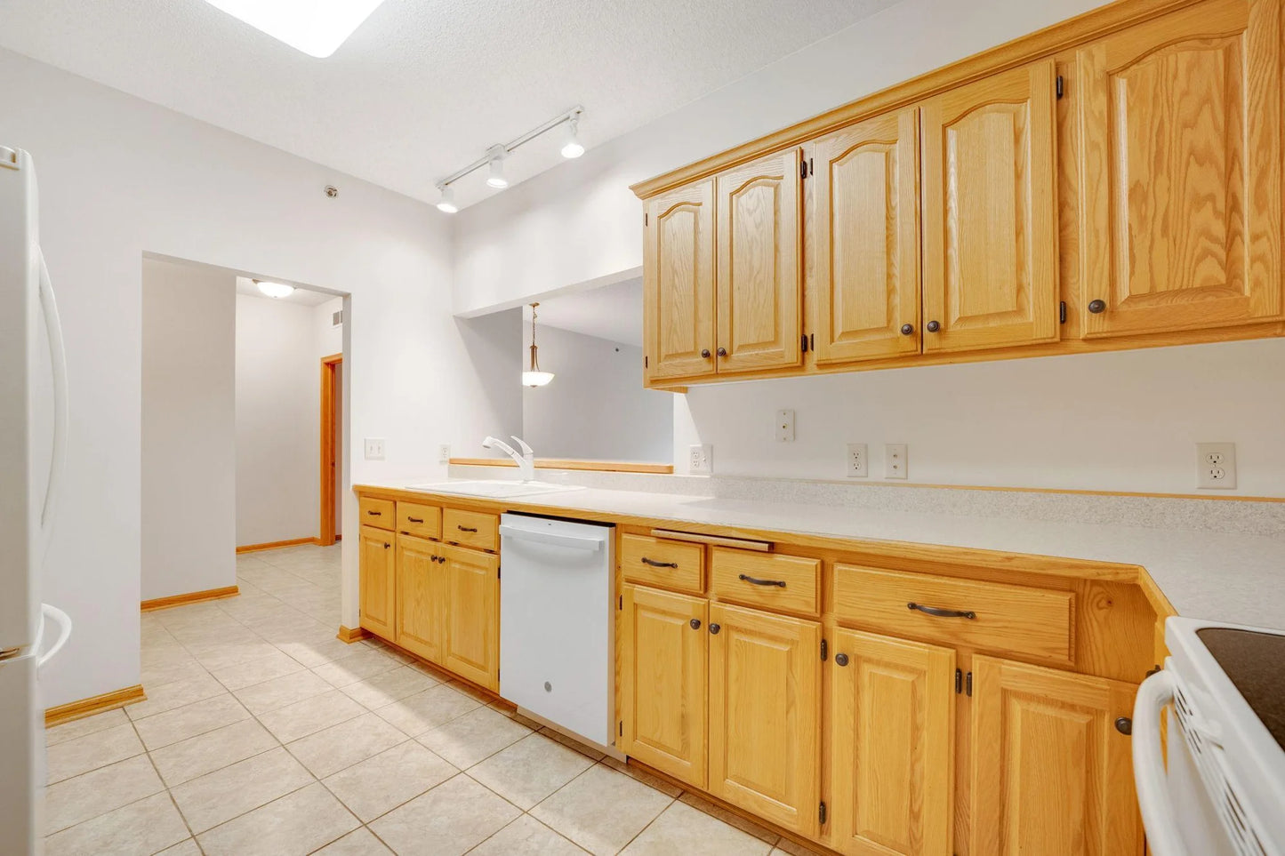 5200 Pathways Avenue, White Bear Lake, MN 55110