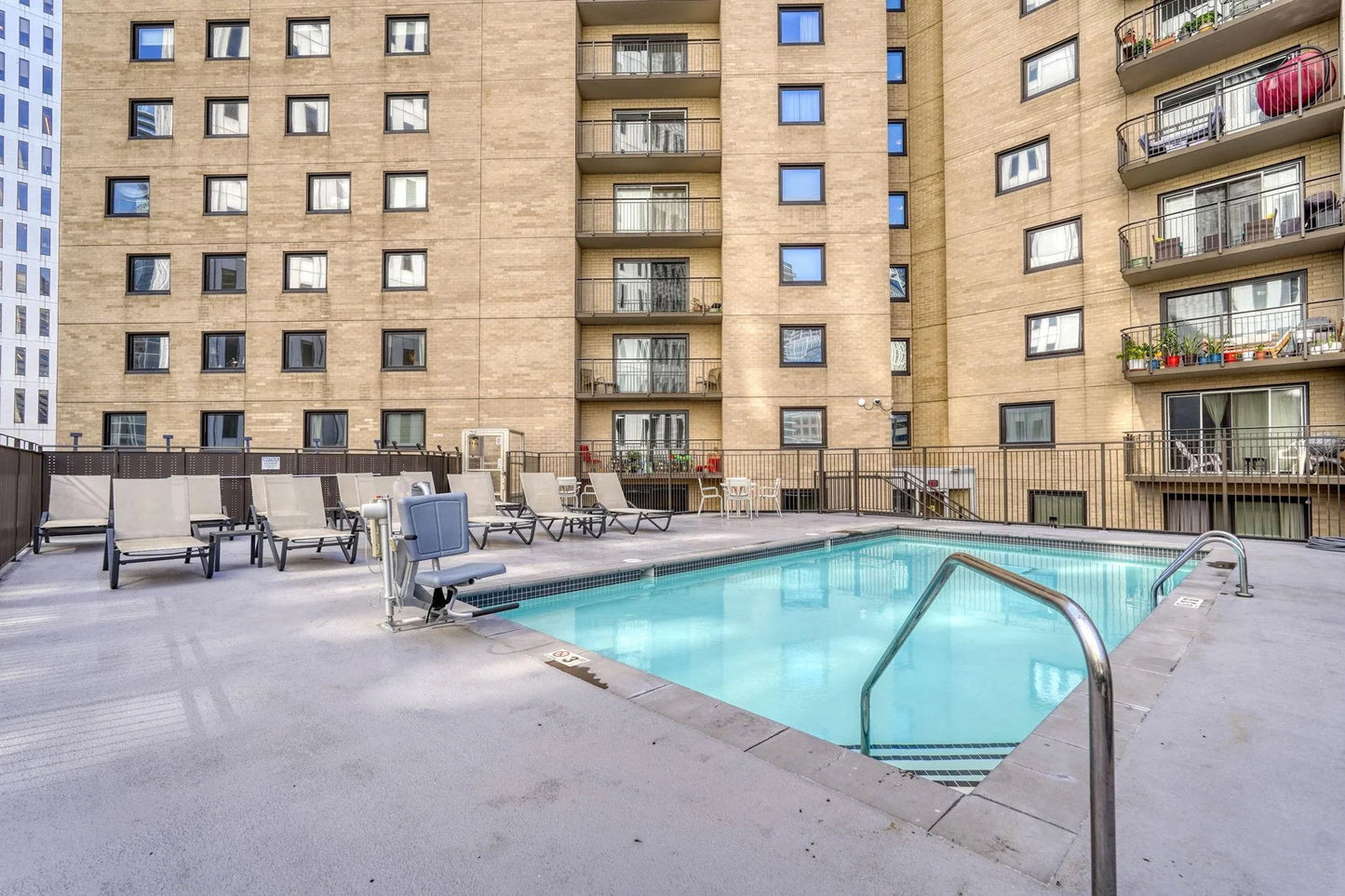 121 Washington Avenue, Minneapolis, MN 55401