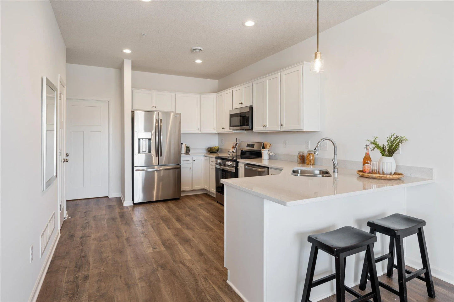 6721 Jorgensen Avenue, Cottage Grove, MN 55016