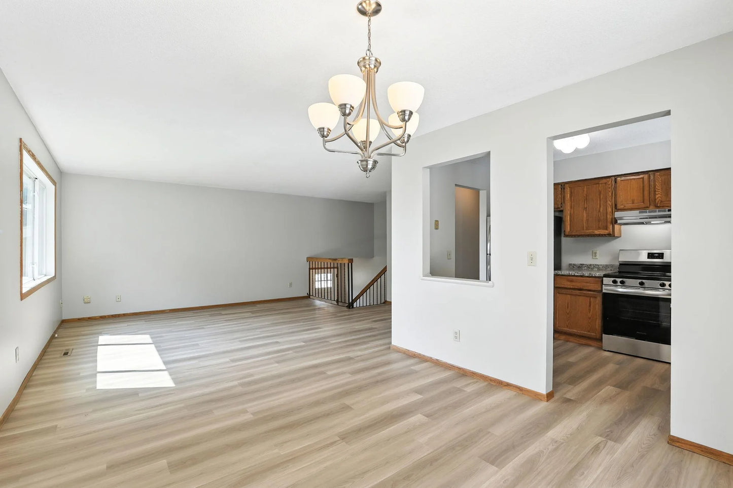 2515 Royals Drive, Minnetonka, MN 55305