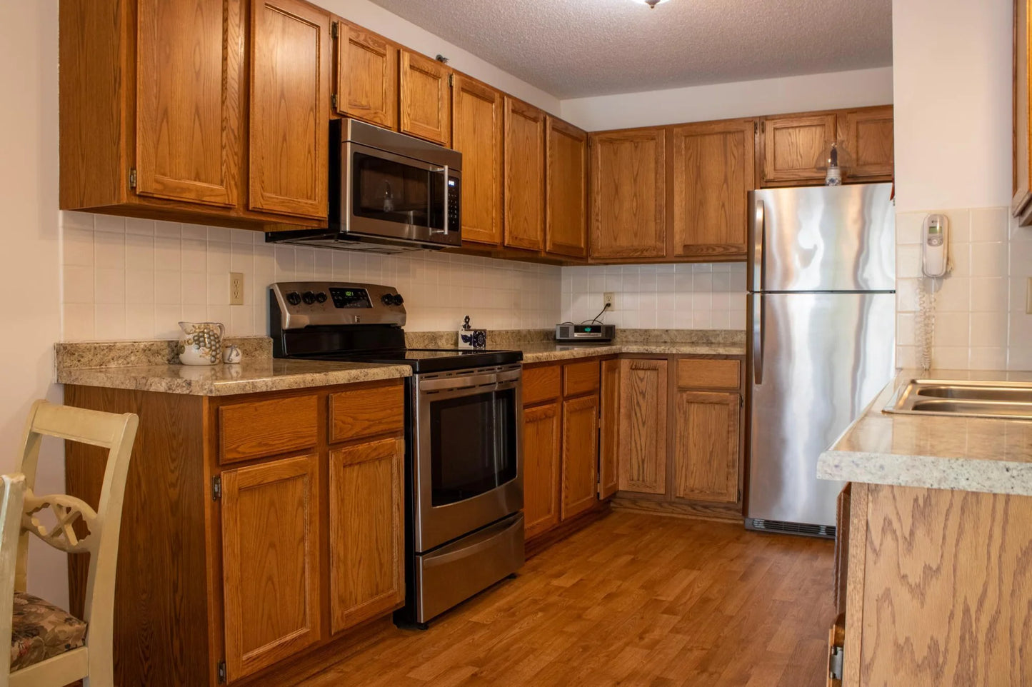 32 11th Avenue, Hopkins, MN 55343