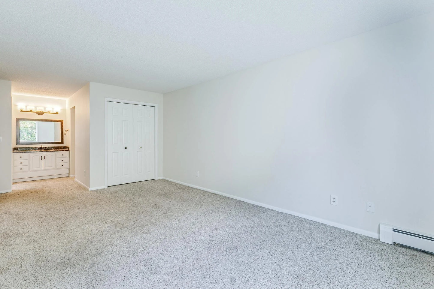 6105 Lincoln Drive, Edina, MN 55436