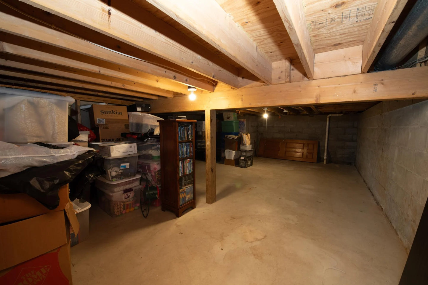 5910 Pineview Lane, Plymouth, MN 55442