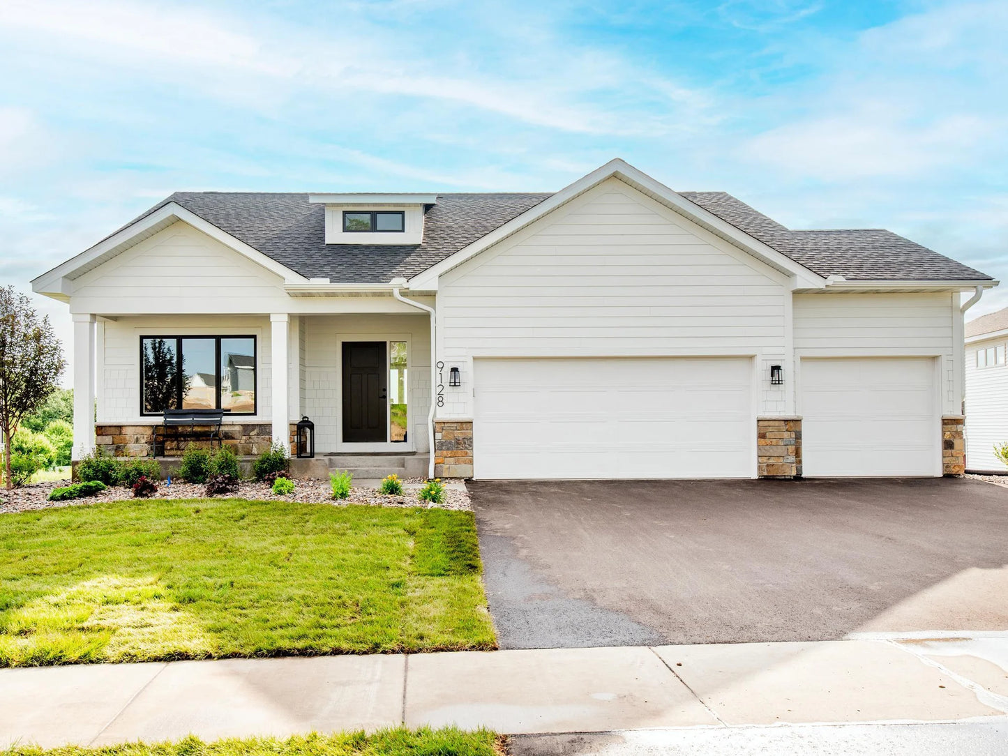 9128 62nd Street, Cottage Grove, MN 55016