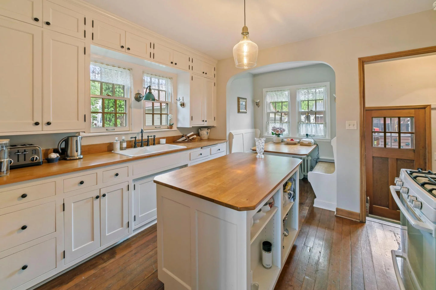 100 Wood Street, Jordan, MN 55352