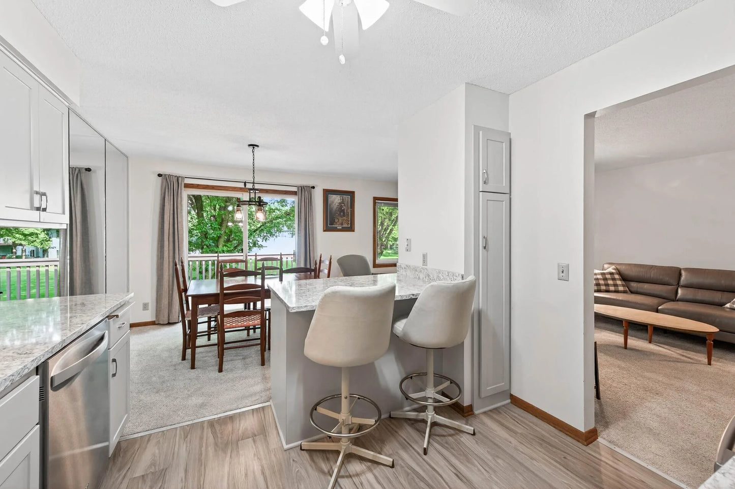 4357 Buckingham Court, Vadnais Heights, MN 55127