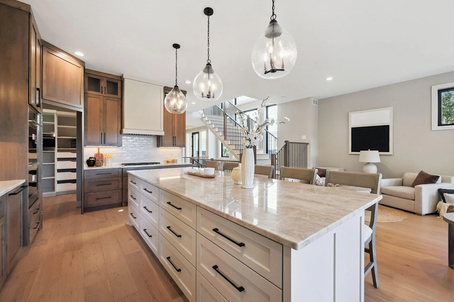 3061 Lake Shore Boulevard, Minnetonka, MN 55391