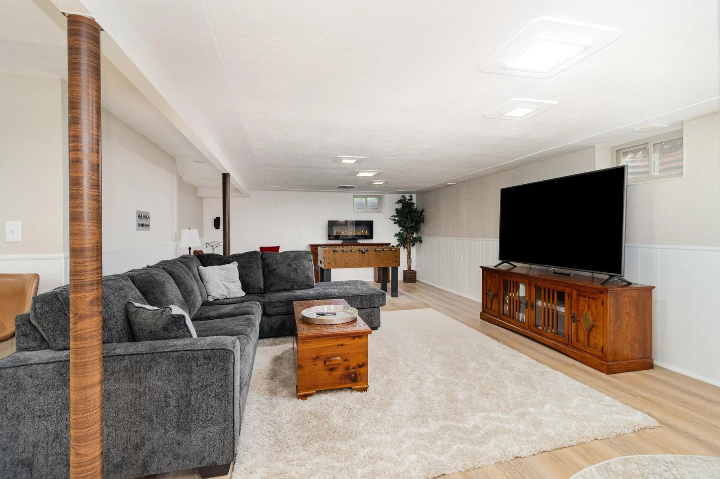 10424 Zenith Avenue, Bloomington, MN 55431
