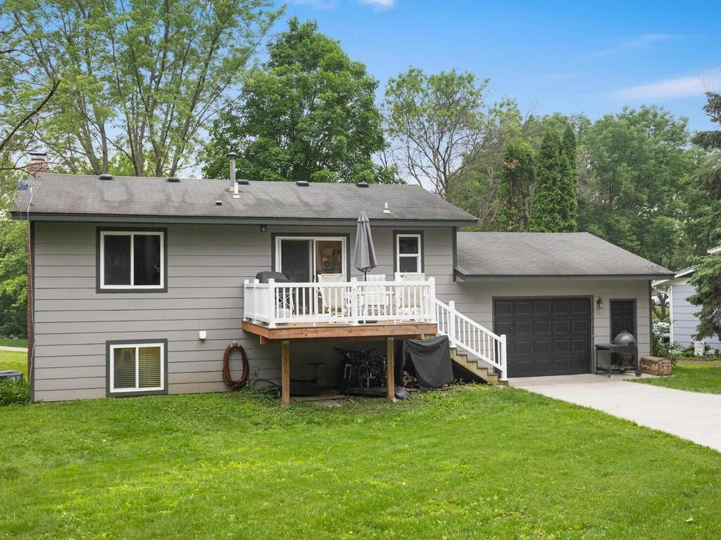 5748 Birchwood Avenue, Prior Lake, MN 55372