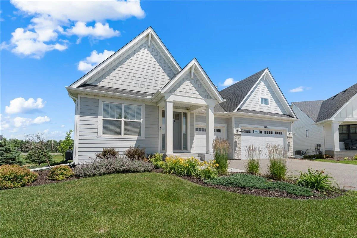 4145 Gable Court, Woodbury, MN 55129