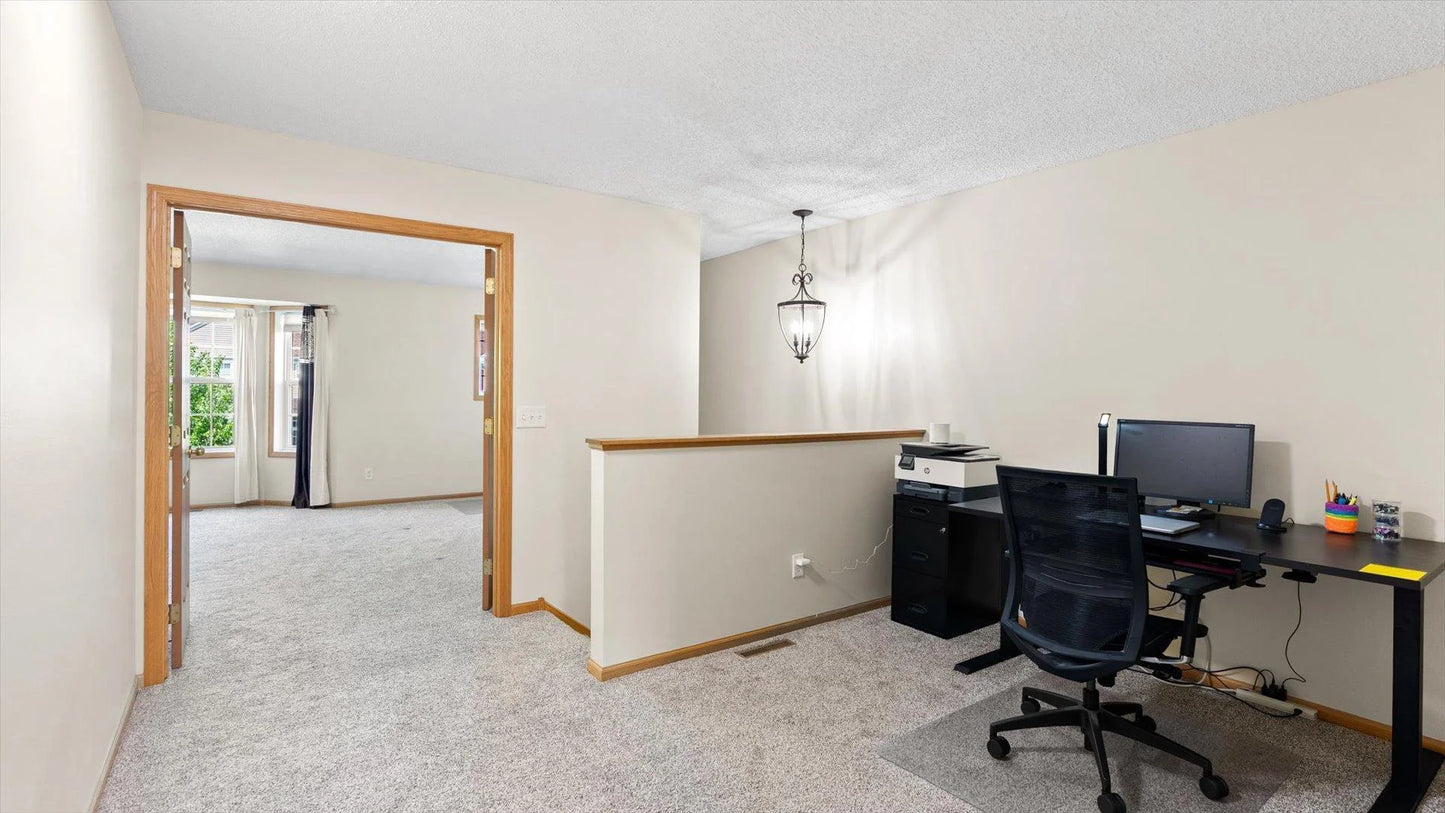 13749 Atrium Avenue, Rosemount, MN 55068