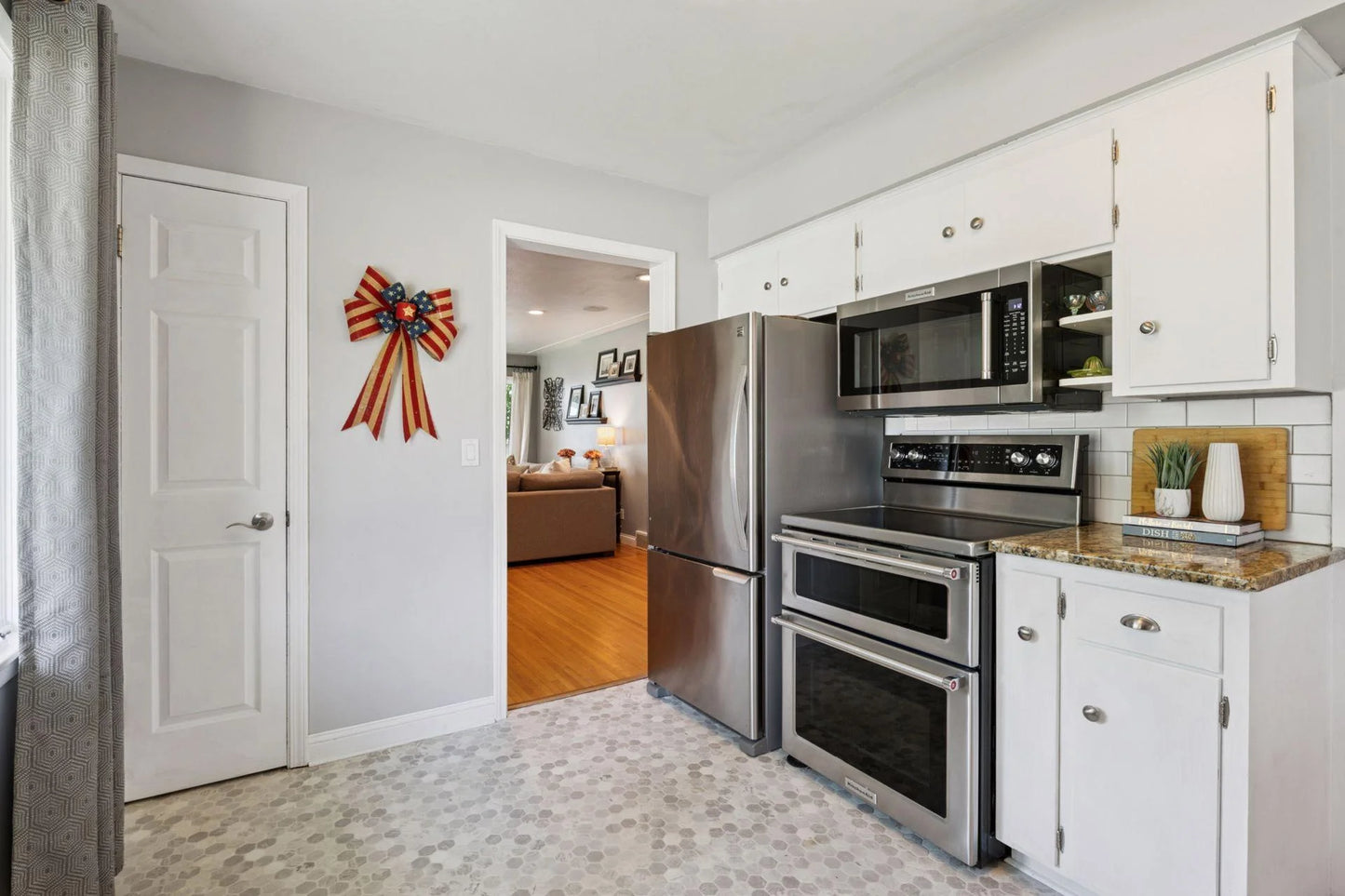 4917 Lantana Lane, Edina, MN 55435