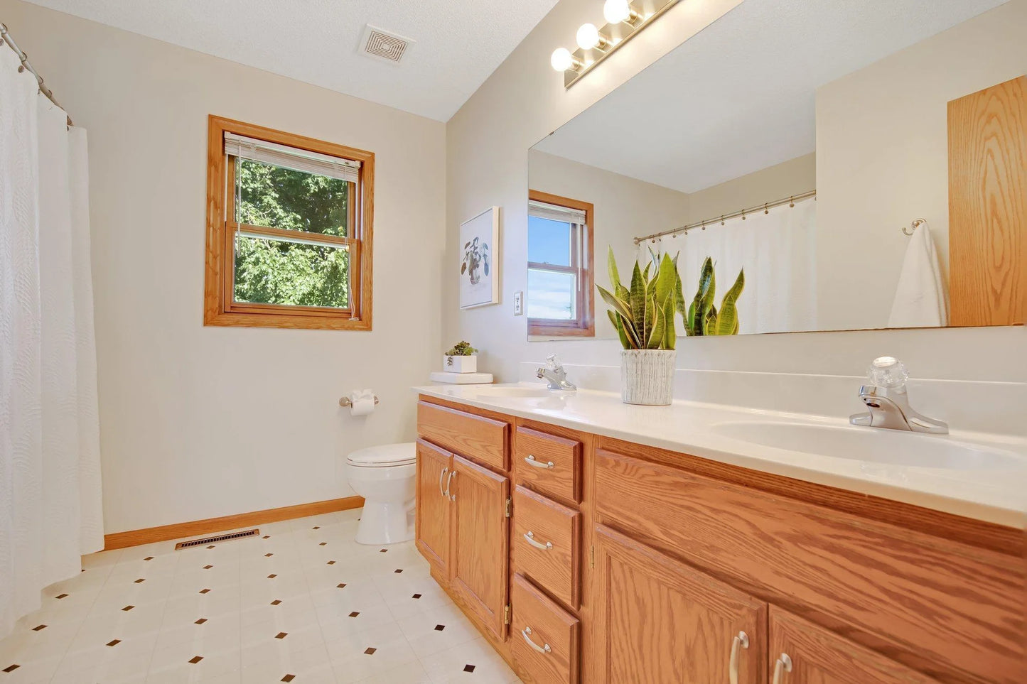 5920 Bayberry Drive, White Bear Lake, MN 55110
