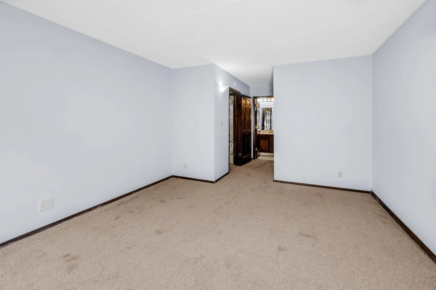6670 Vernon Avenue, Edina, MN 55436