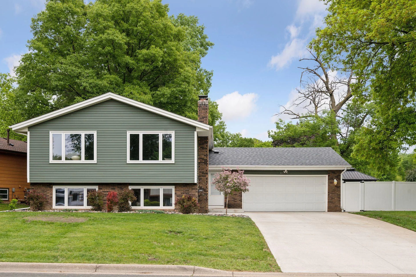 15243 Bluedorn Circle, Prior Lake, MN 55372