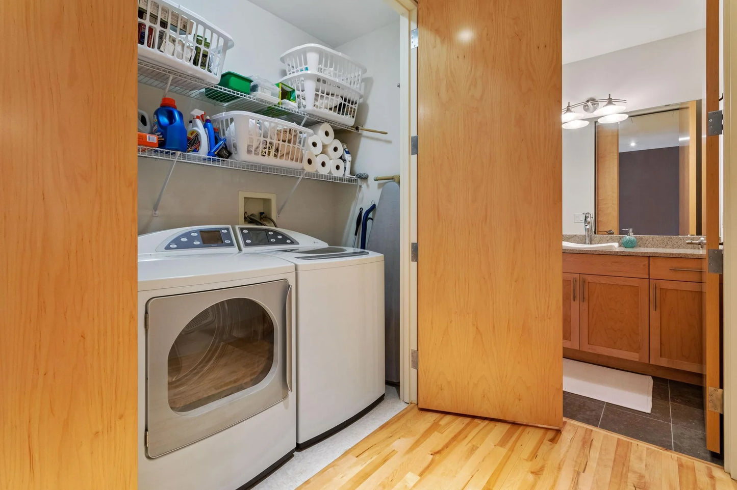 201 11th Street, Minneapolis, MN 55403