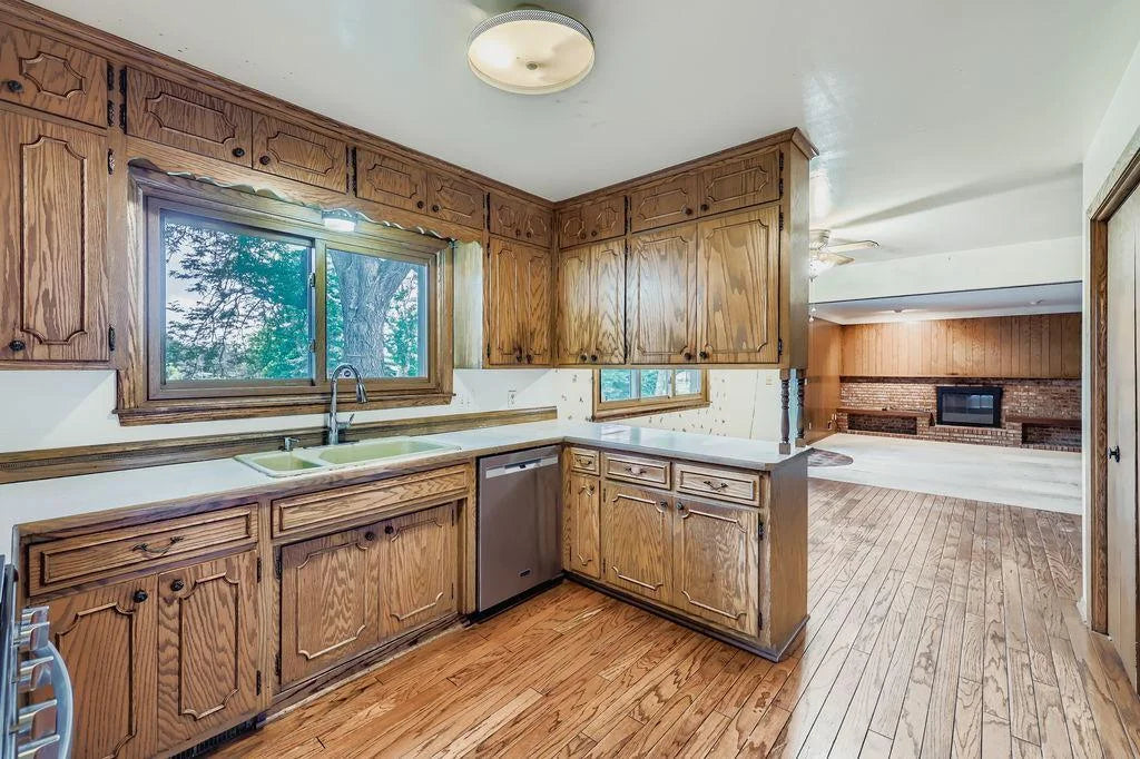 25 Kraft Road, West Saint Paul, MN 55118