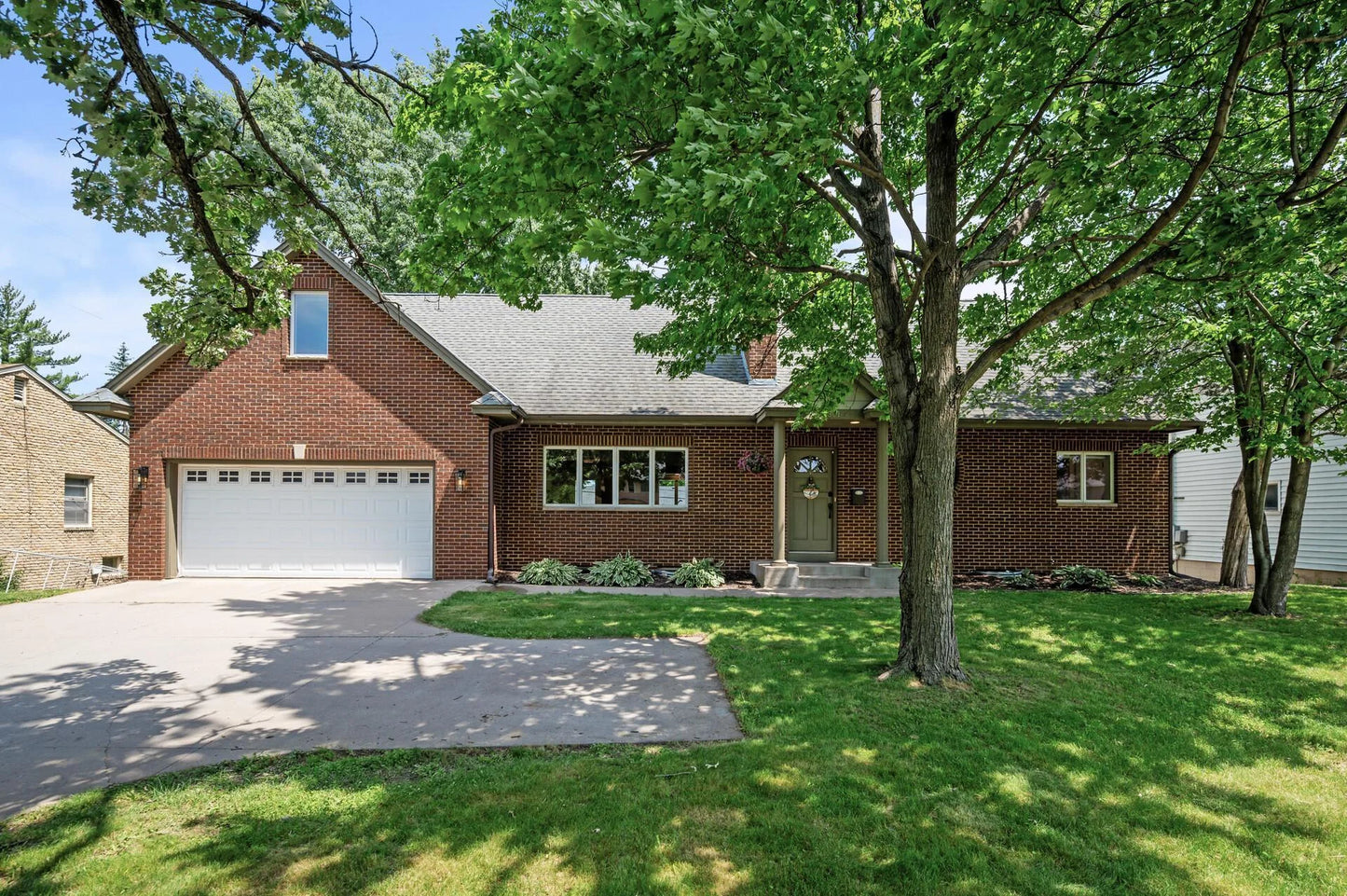 6301 France Avenue, Edina, MN 55410