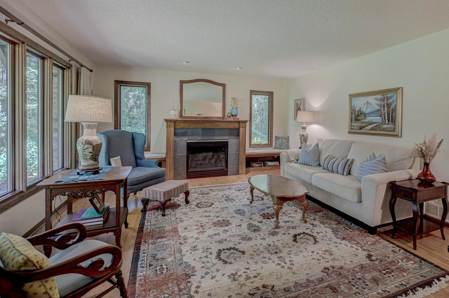 44 Deep Lake Road, North Oaks, MN 55127